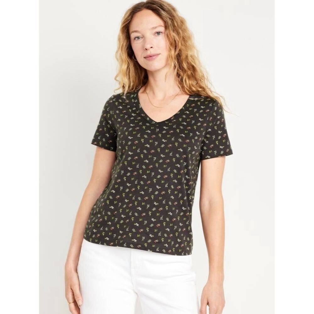Women's EveryWear V-Neck Tee Navy Floral 100% Cotton Loose Fit Size XS Fits S